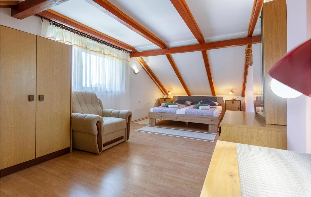 Beautiful Apartment In Matulji With Wifi Exterior foto