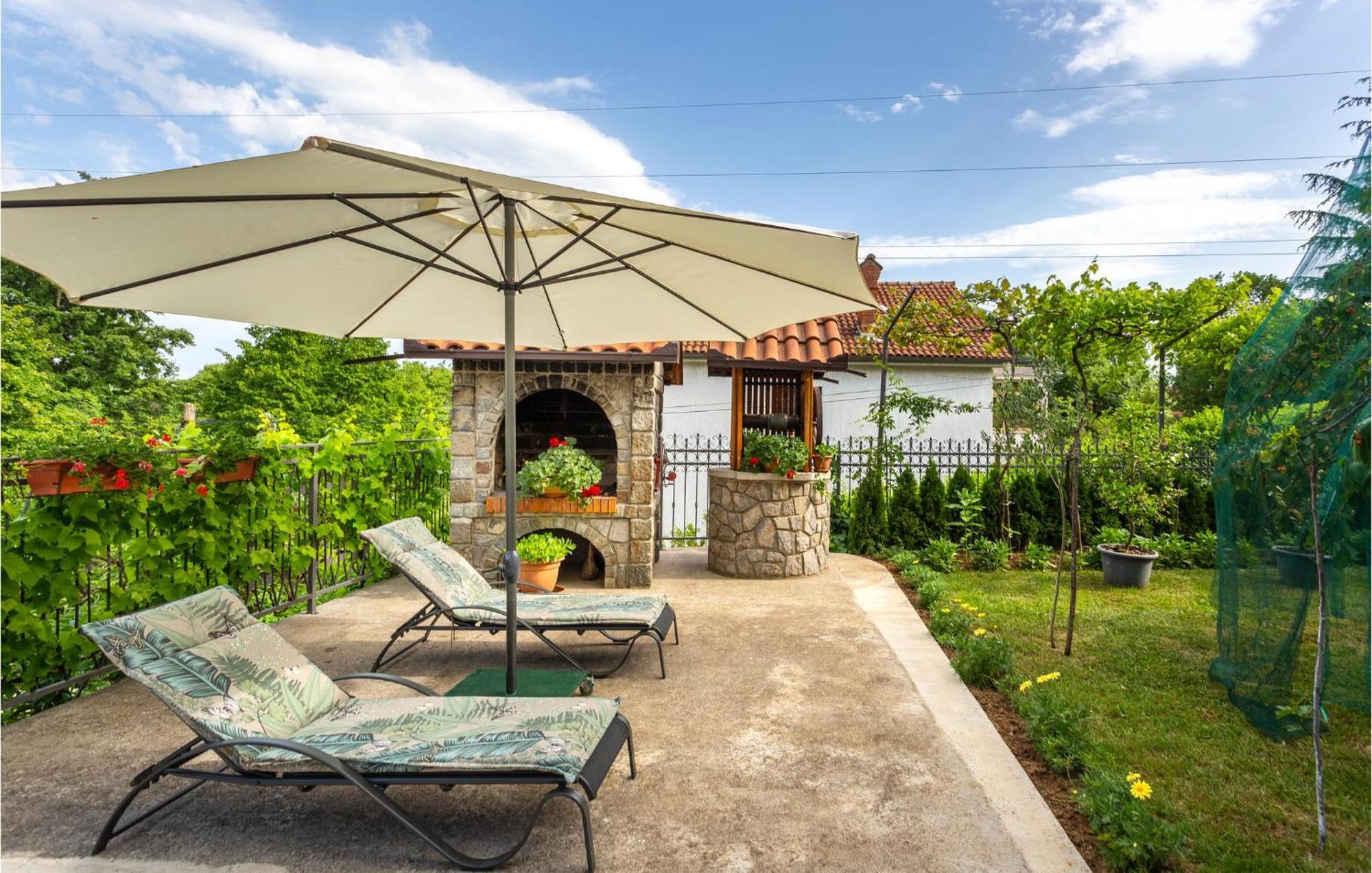 Beautiful Apartment In Matulji With Wifi Exterior foto